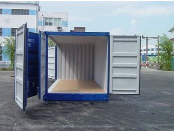 Shipping container with a 20